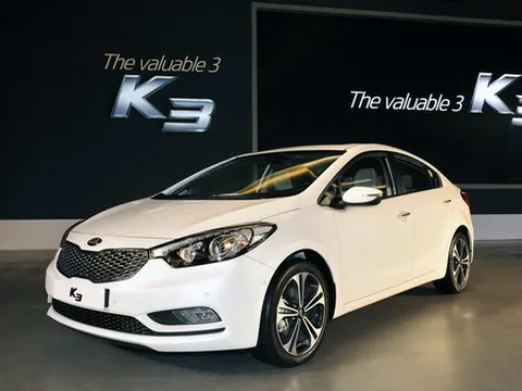Kia Forte 2014 ra mắt tại Hàn Quốc